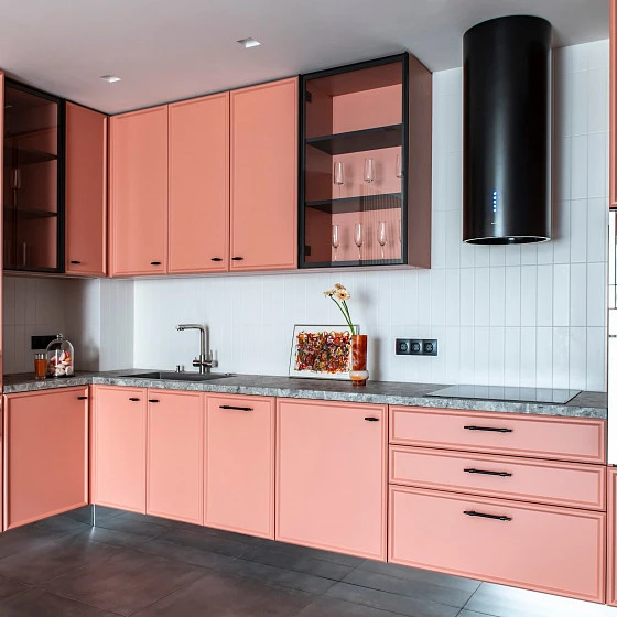 Плод творчества дизайнера Екатерины Туртаевой и фабрики ателье мебели Silver Home - фото галереи №1