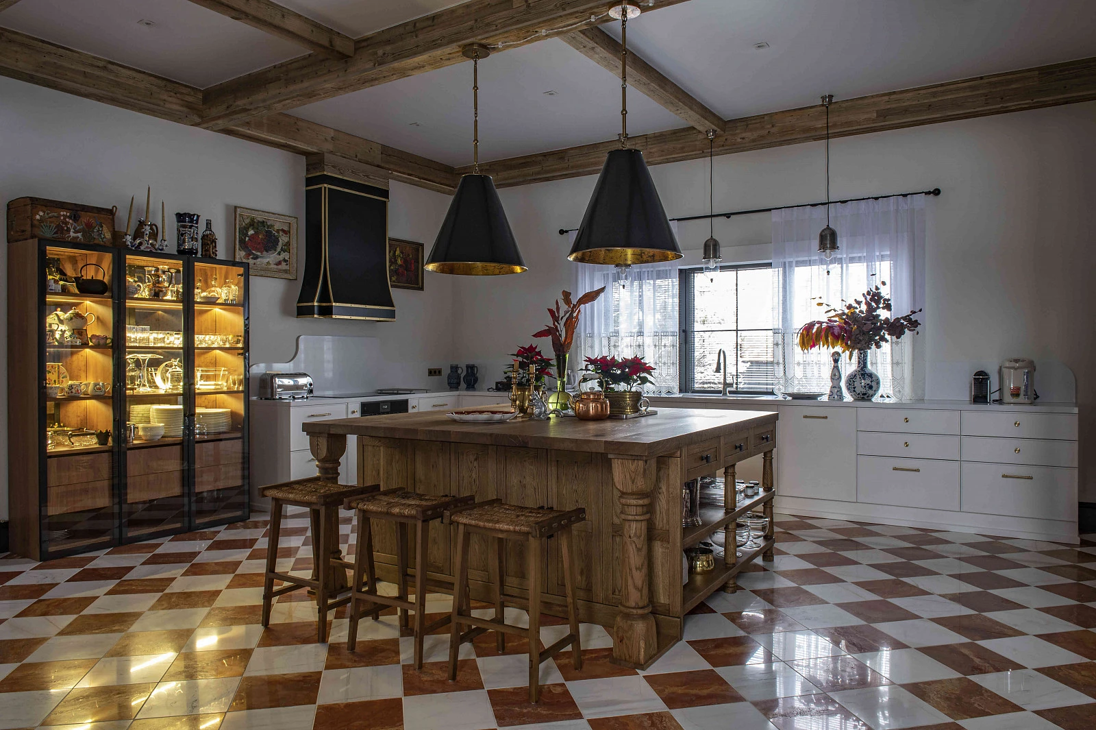Кухня для загородного дома совмесно с фабрикой Silver Home - фото 6